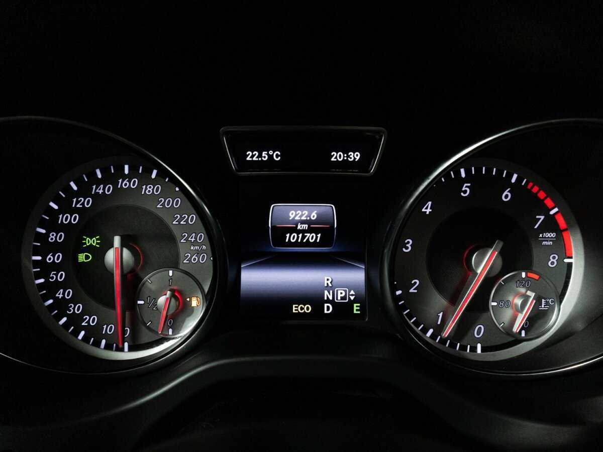 Mercedes-Benz GLA 200, 2014 Фото №12