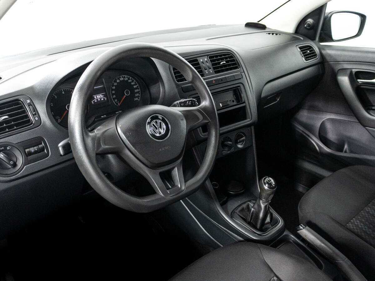 Volkswagen Polo, 2017 Фото №11