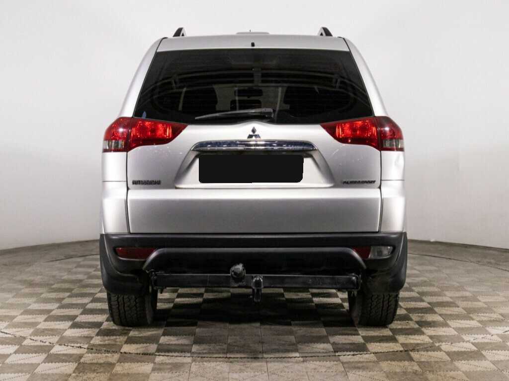 Mitsubishi Pajero Sport, 2014 Фото №6