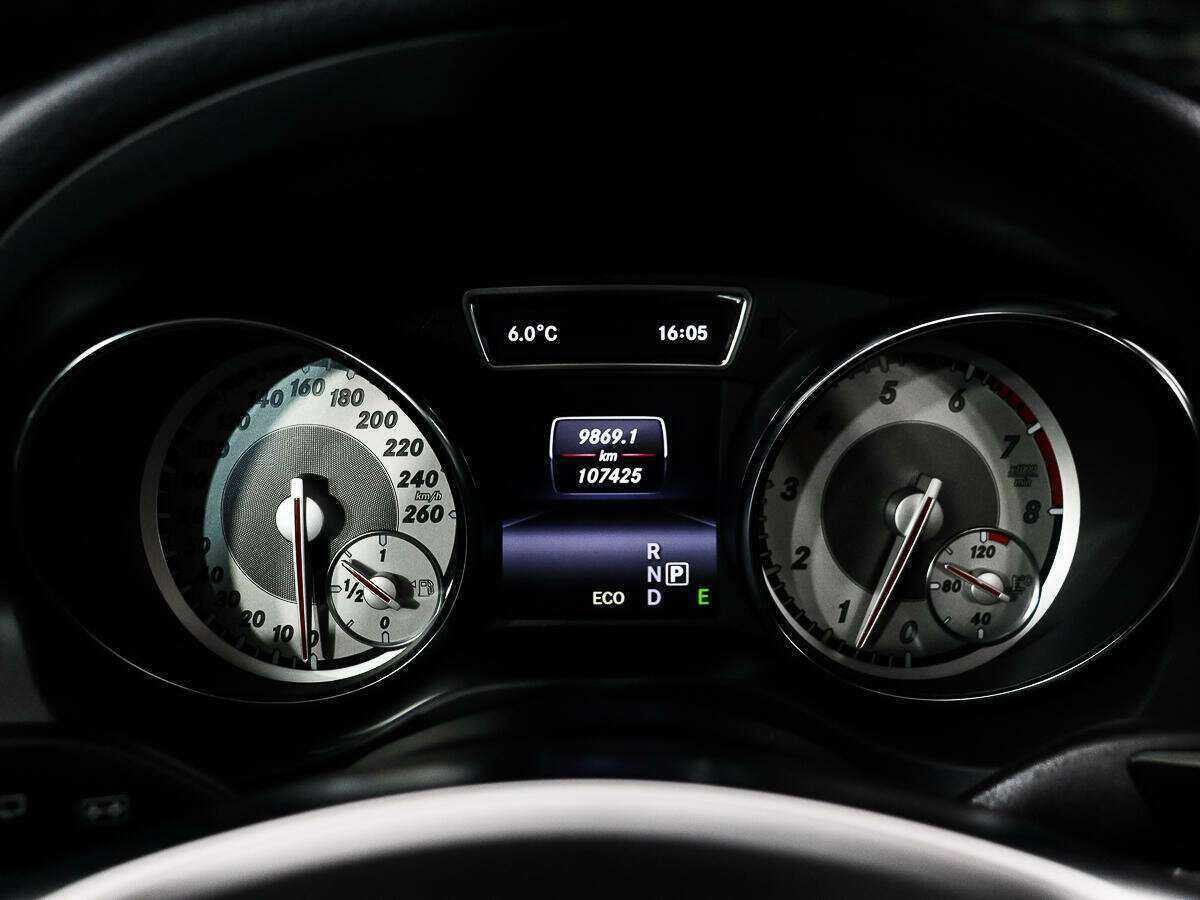 Mercedes-Benz GLA 250, 2014 Фото №11