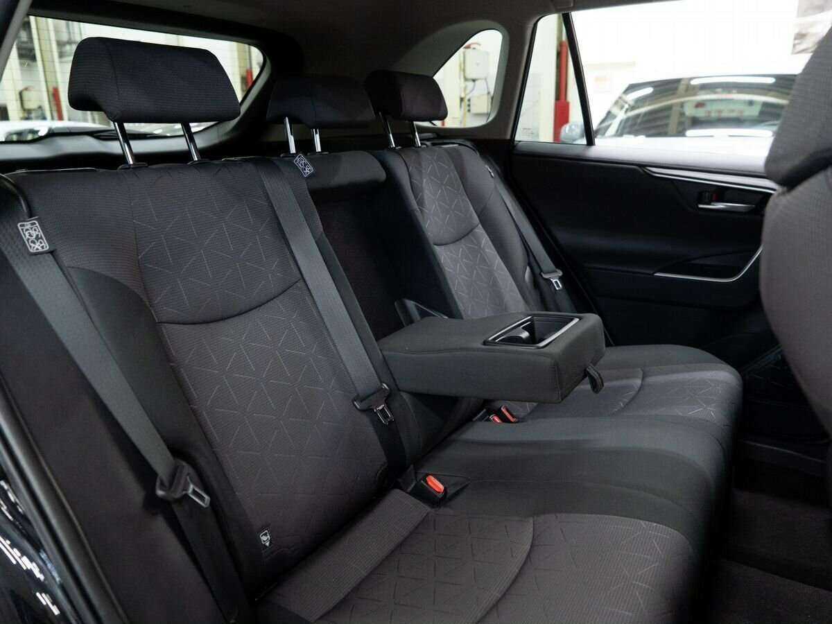 Toyota RAV4, 2019 Фото №9