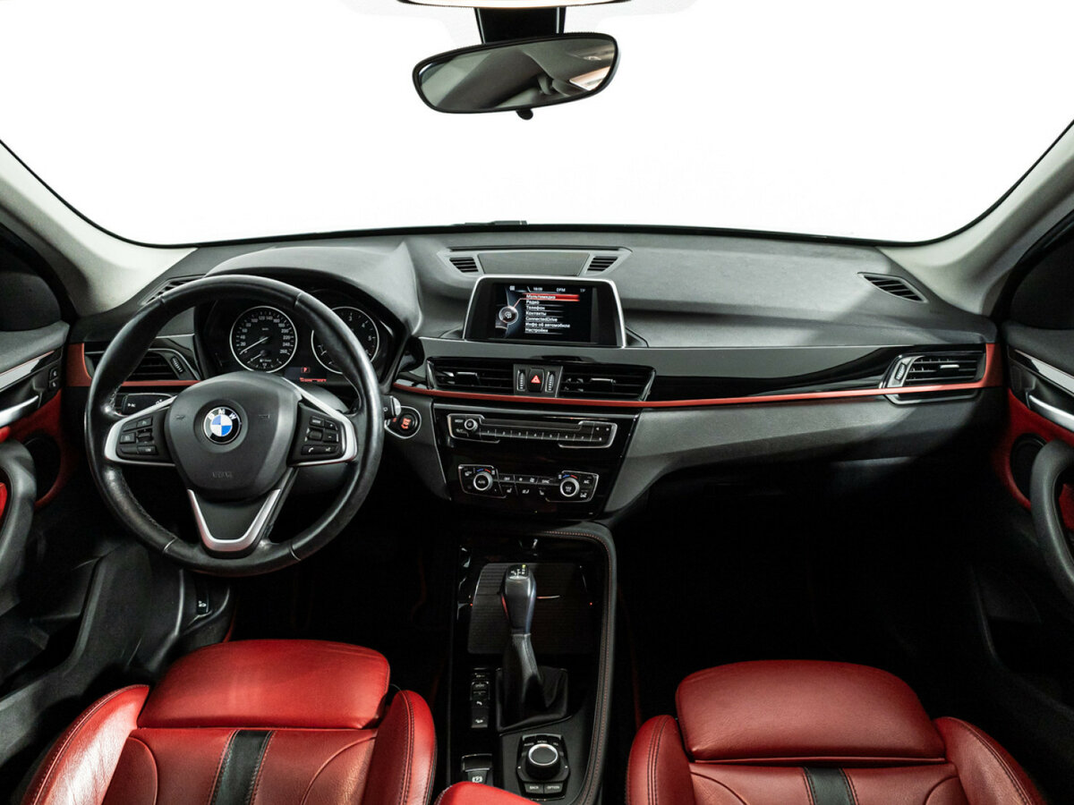 BMW X1 18d xDrive II (F48), 2017 Фото №13