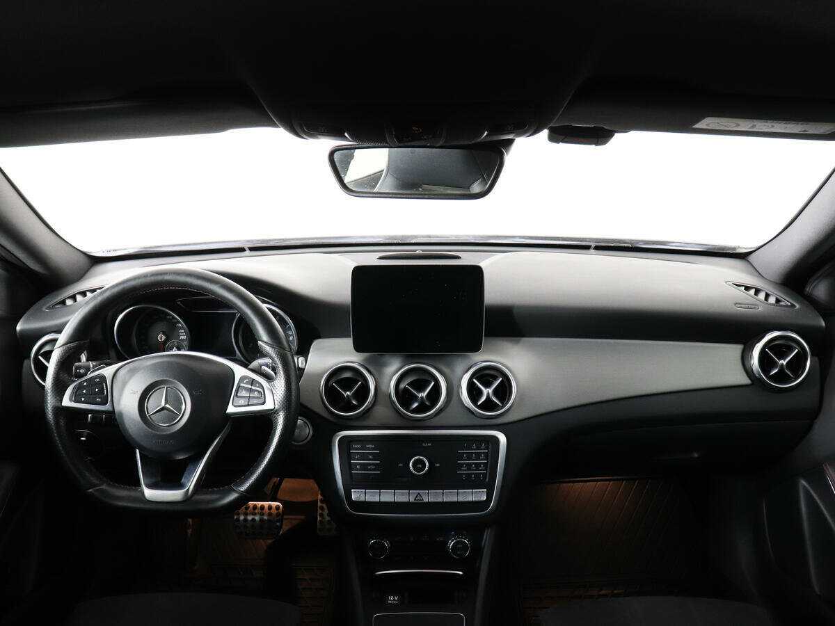 Mercedes-Benz GLA 250, 2017 Фото №14