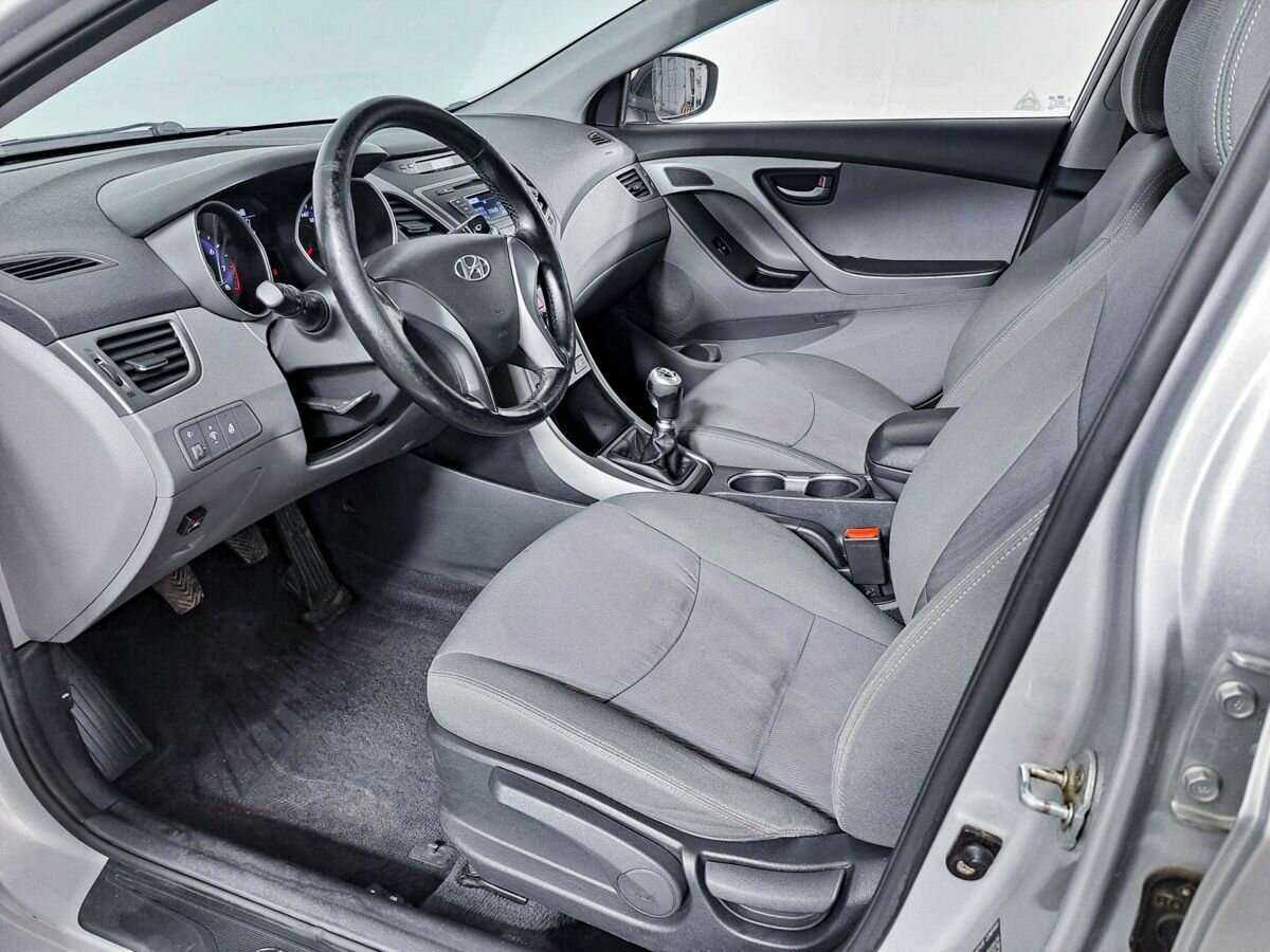 Hyundai Elantra, 2015 Фото №14