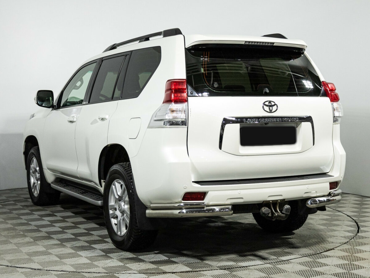 Toyota Land Cruiser Prado 150 Series, 2013 Фото №6
