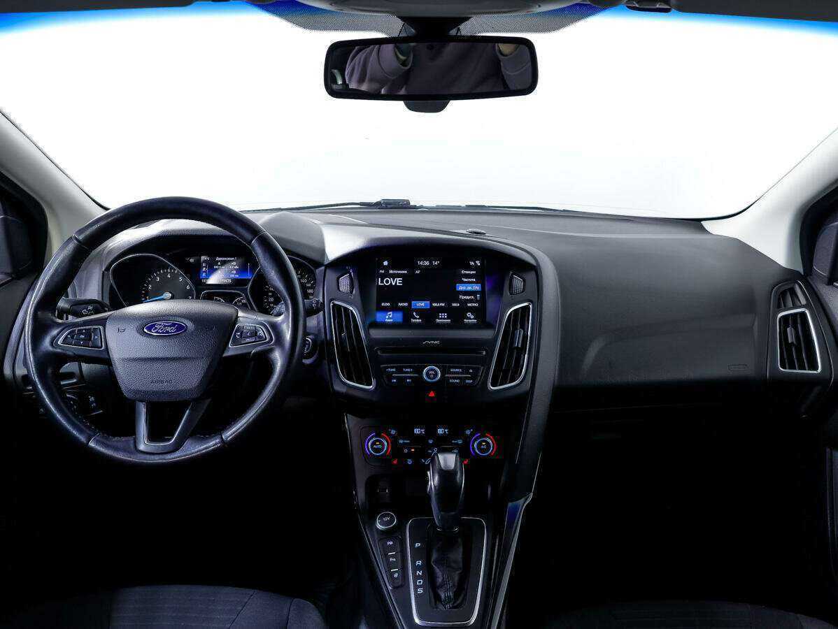 Ford Focus, 2018 Фото №9
