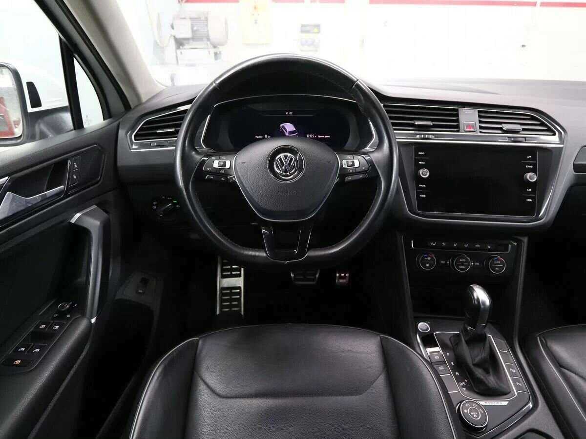 Volkswagen Tiguan, 2018 Фото №18
