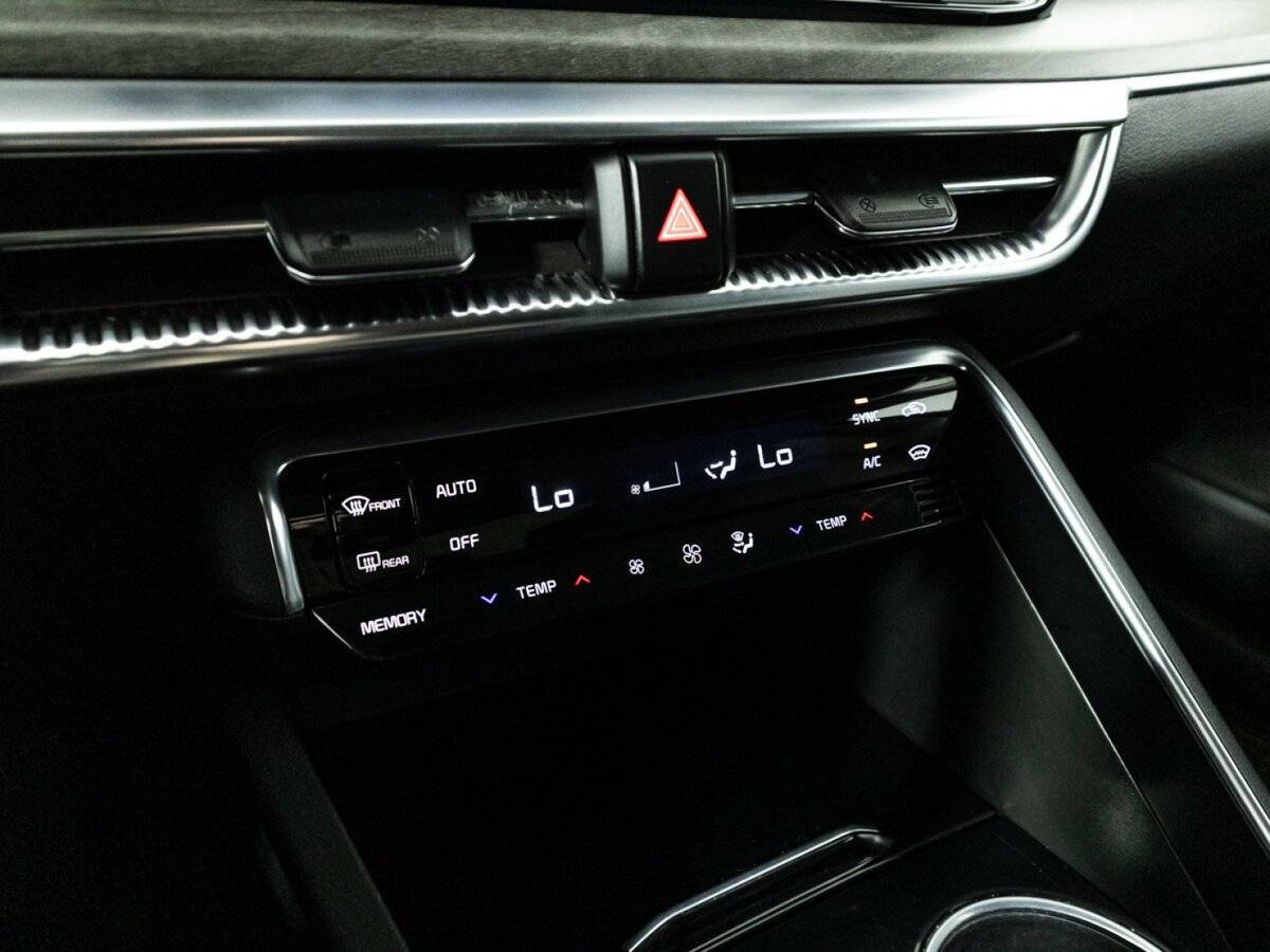 Kia K5, 2020 Фото №23