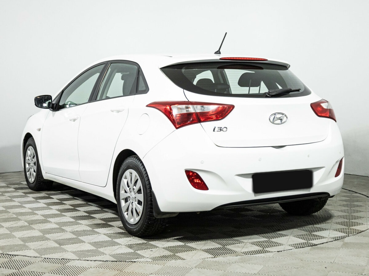 Hyundai i30 II Рестайлинг, 2015 Фото №7