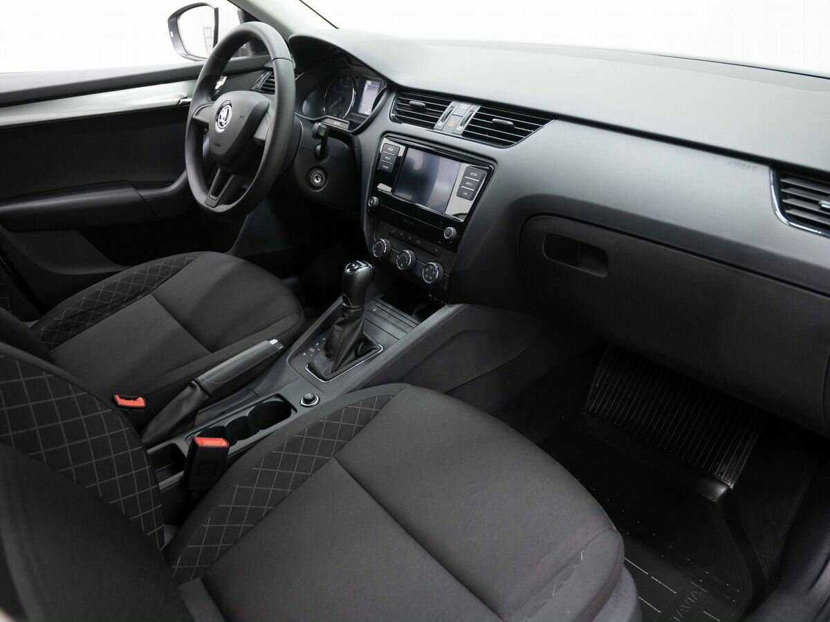 Skoda Octavia, 2017 Фото №11