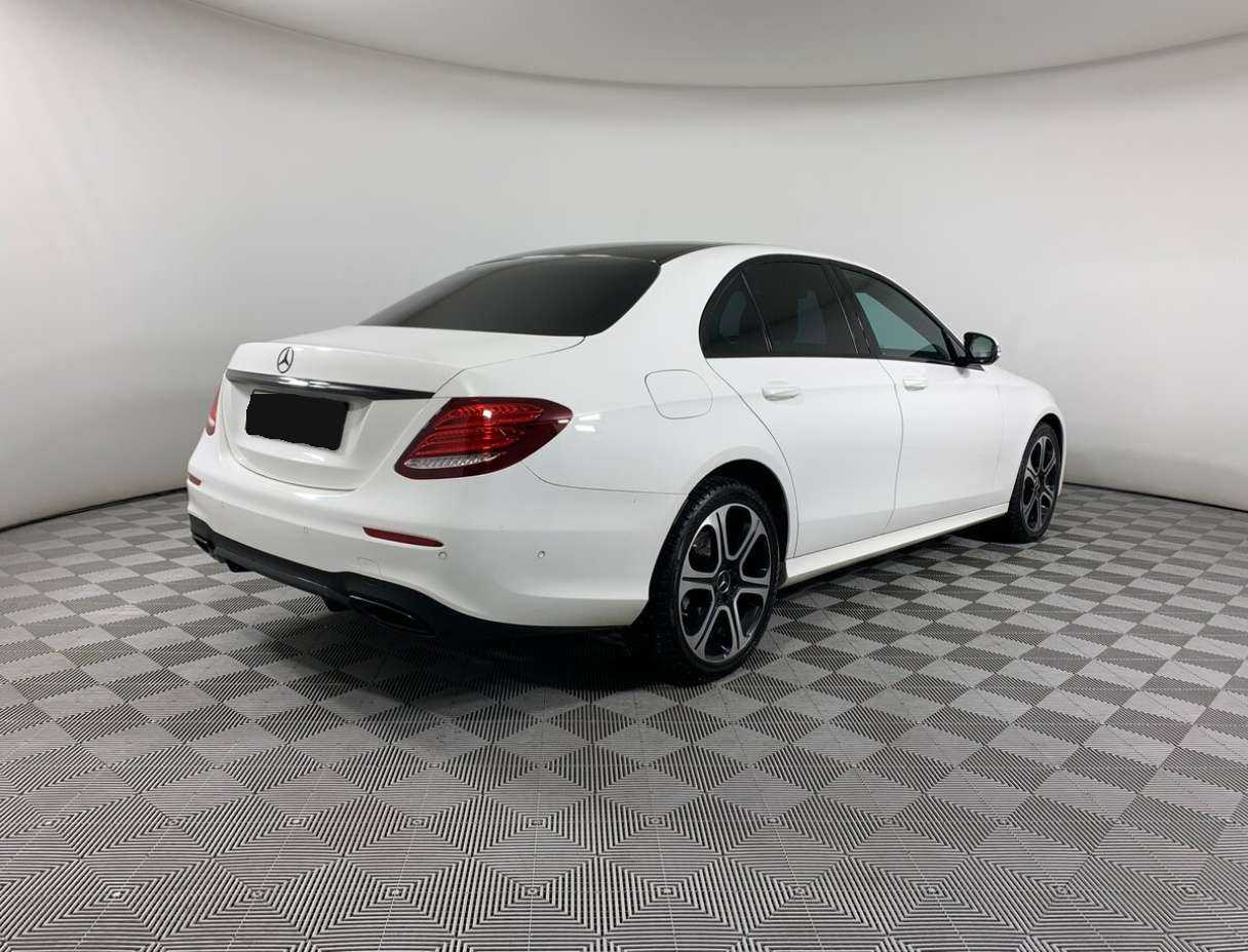 Mercedes-Benz E-Класс 220 d, 2018 Фото №5