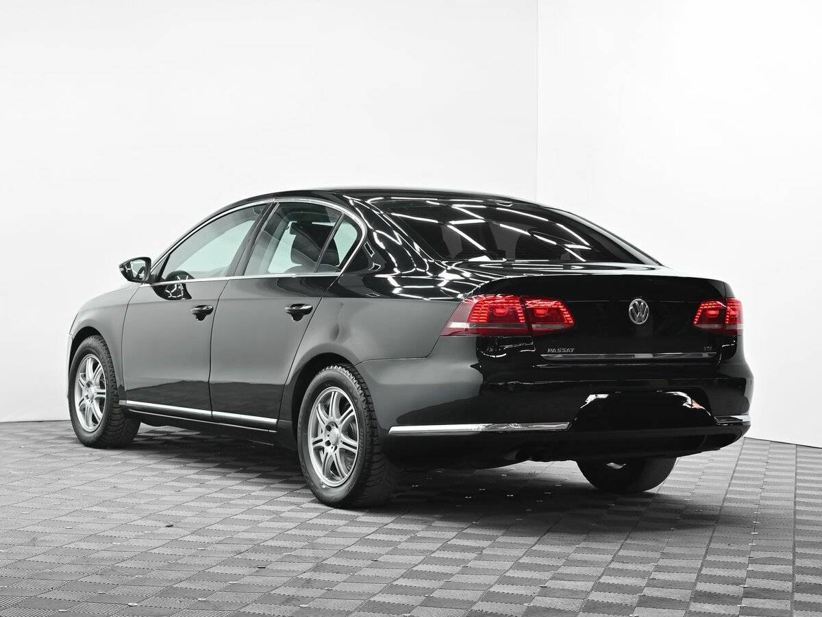 Volkswagen Passat, 2012 Фото №3