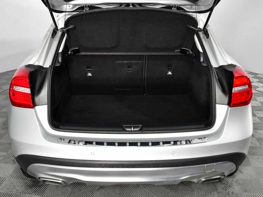 Mercedes-Benz GLA 200, 2016 Фото №17