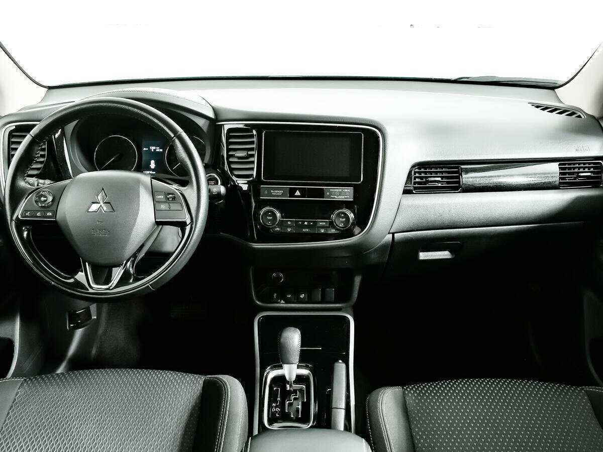 Mitsubishi Outlander, 2018 Фото №9