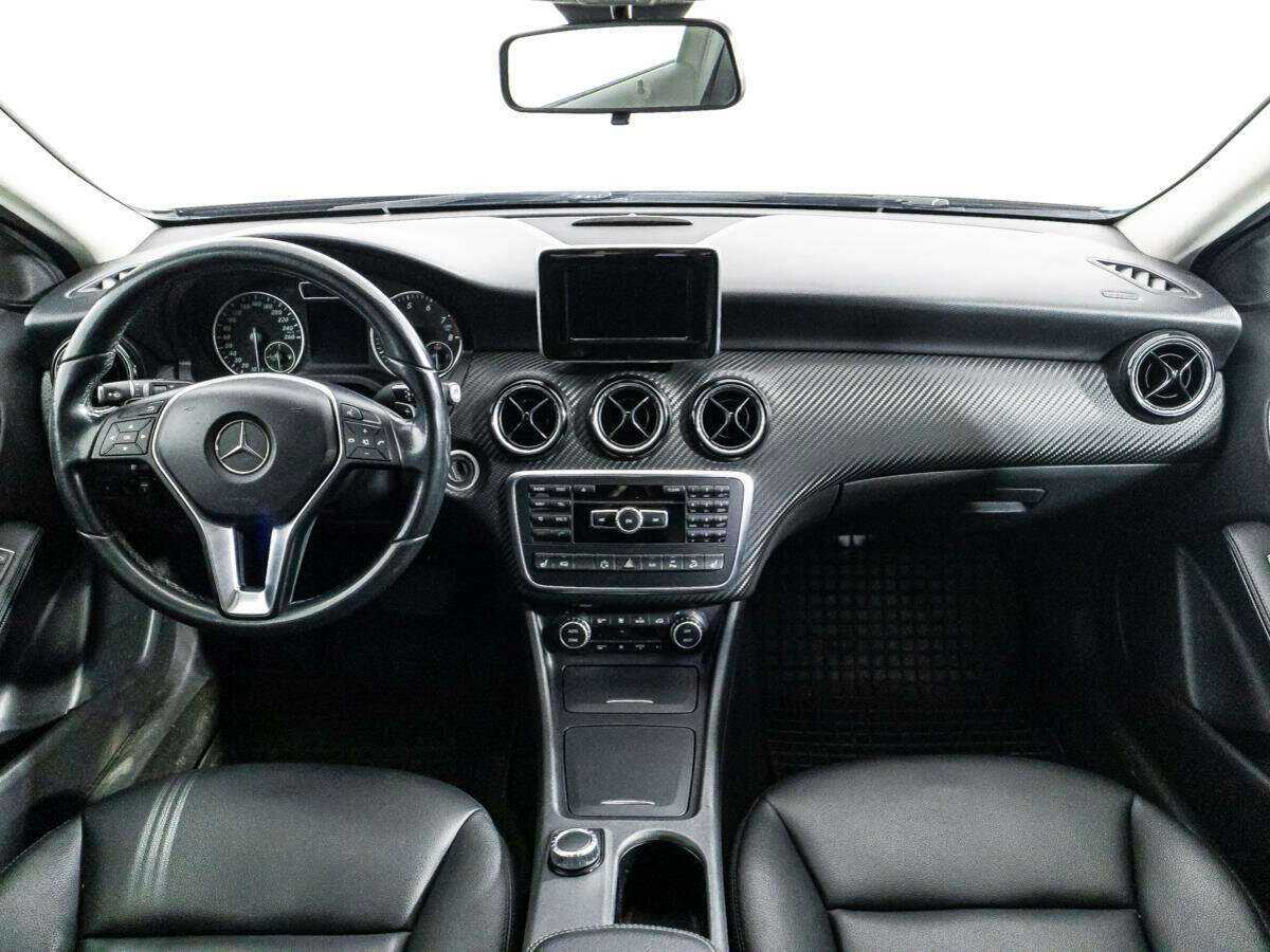 Mercedes-Benz GLA 250, 2014 Фото №13