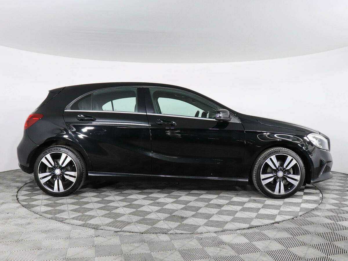 Mercedes-Benz A-Класс 180, 2016 Фото №4