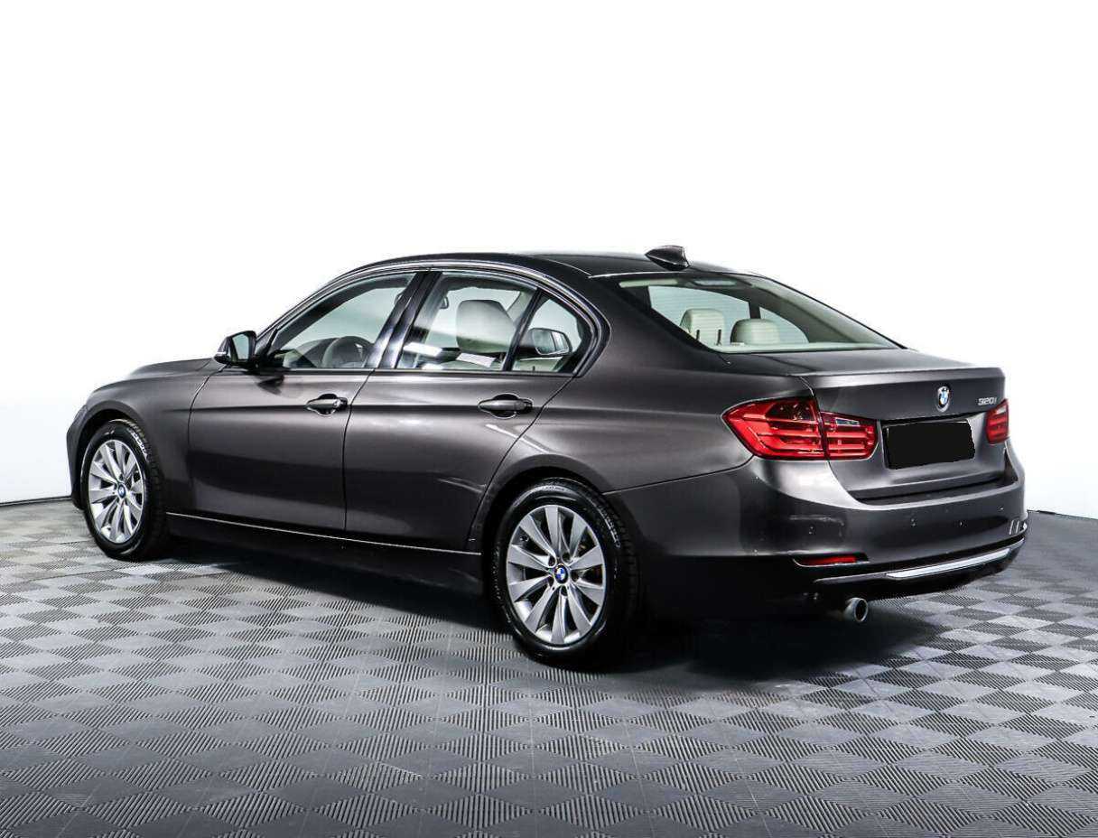 BMW 3 серии 320i, 2012 Фото №7