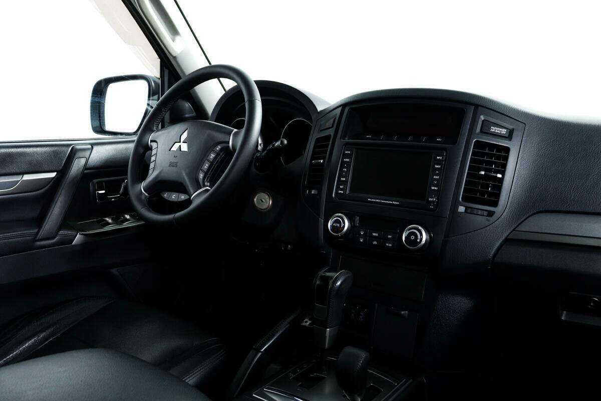 Mitsubishi Pajero, 2012 Фото №9