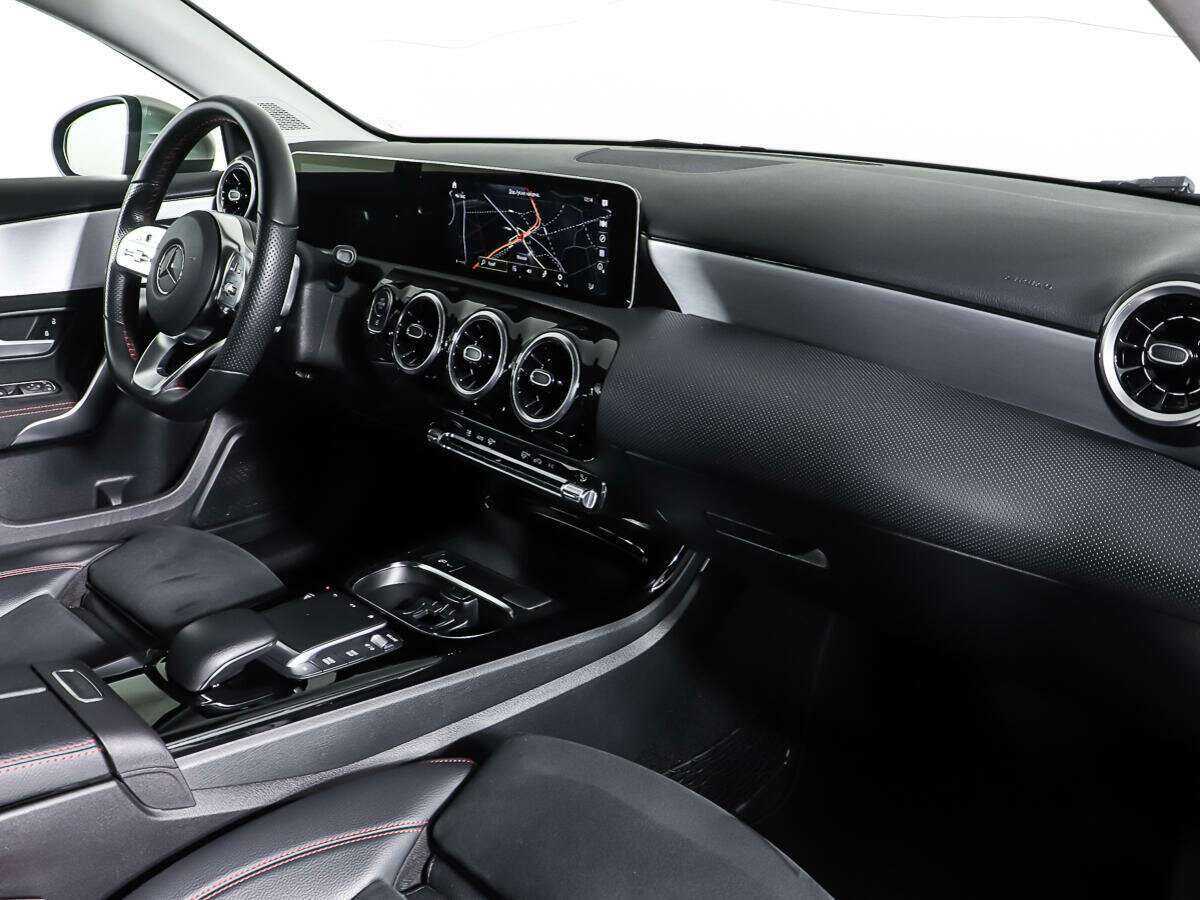Mercedes-Benz A-Класс 200, 2019 Фото №9