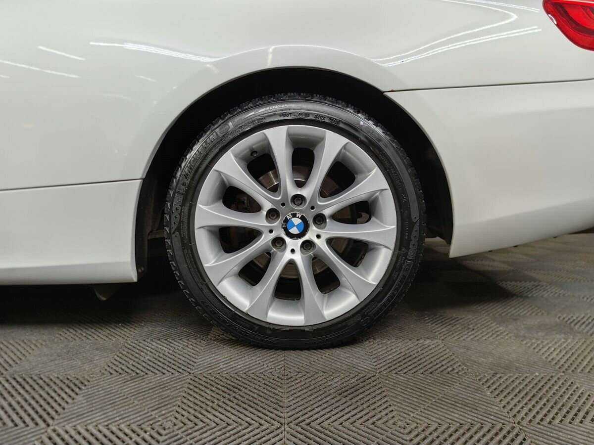BMW 3 серии 320i, 2012 Фото №14