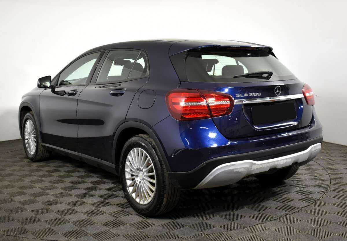Mercedes-Benz GLA 200, 2018 Фото №4