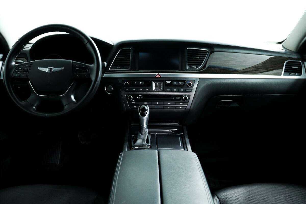 Hyundai Genesis, 2016 Фото №11