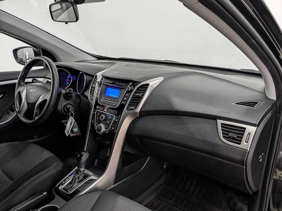 Hyundai i30, 2015 Фото №13