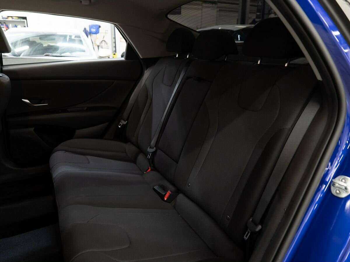 Hyundai Elantra, 2021 Фото №8
