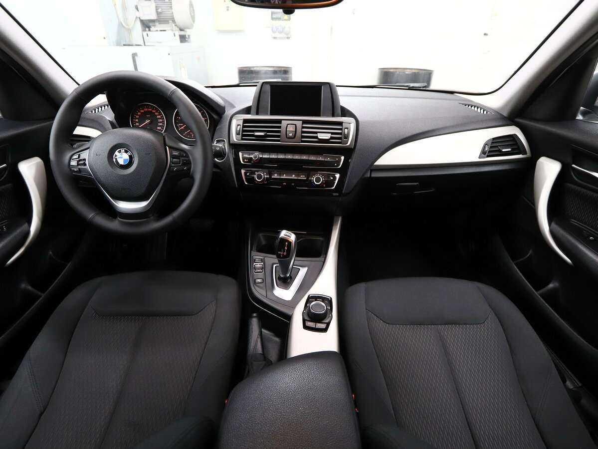 BMW 1 серии 118i, 2016 Фото №18