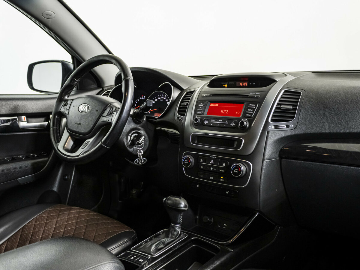 Kia Sorento II Рестайлинг, 2015 Фото №7