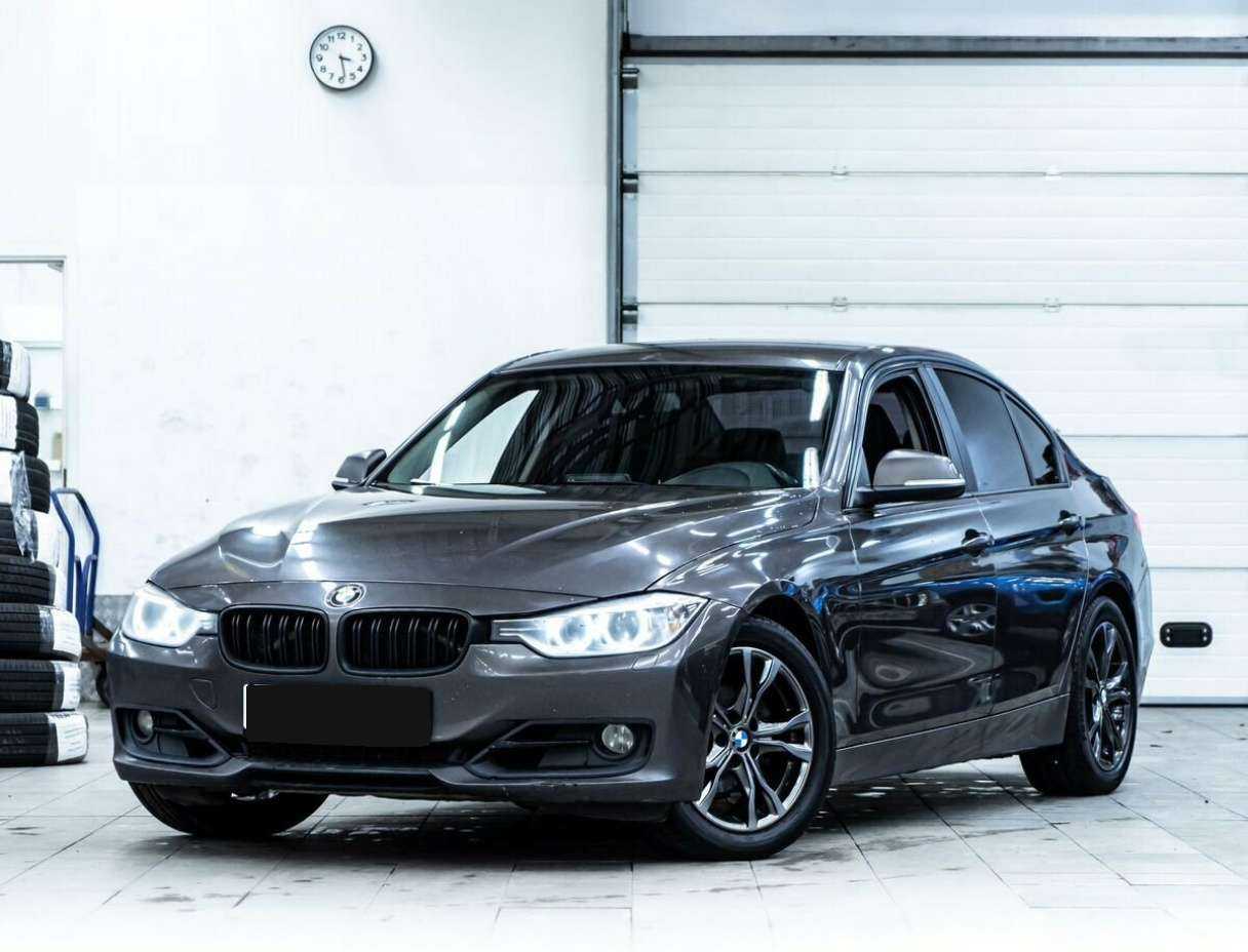 BMW 3 серии 320i, 2014 Фото №1