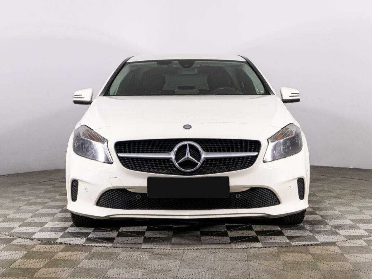 Mercedes-Benz A-Класс 180, 2016 Фото №2