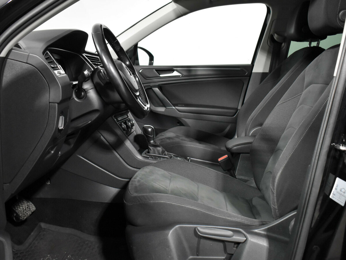 Volkswagen Tiguan II, 2017 Фото №10