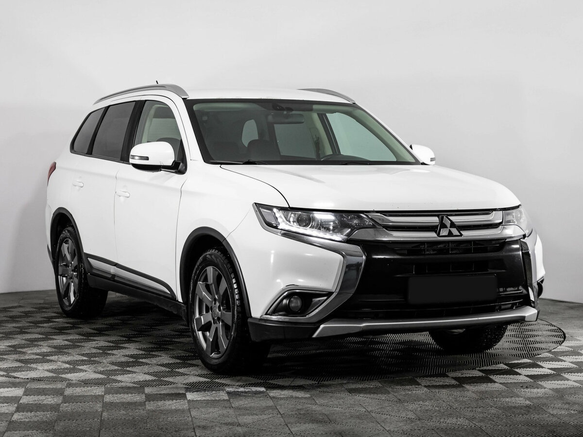Mitsubishi Outlander III Рестайлинг 2, 2016 Фото №3