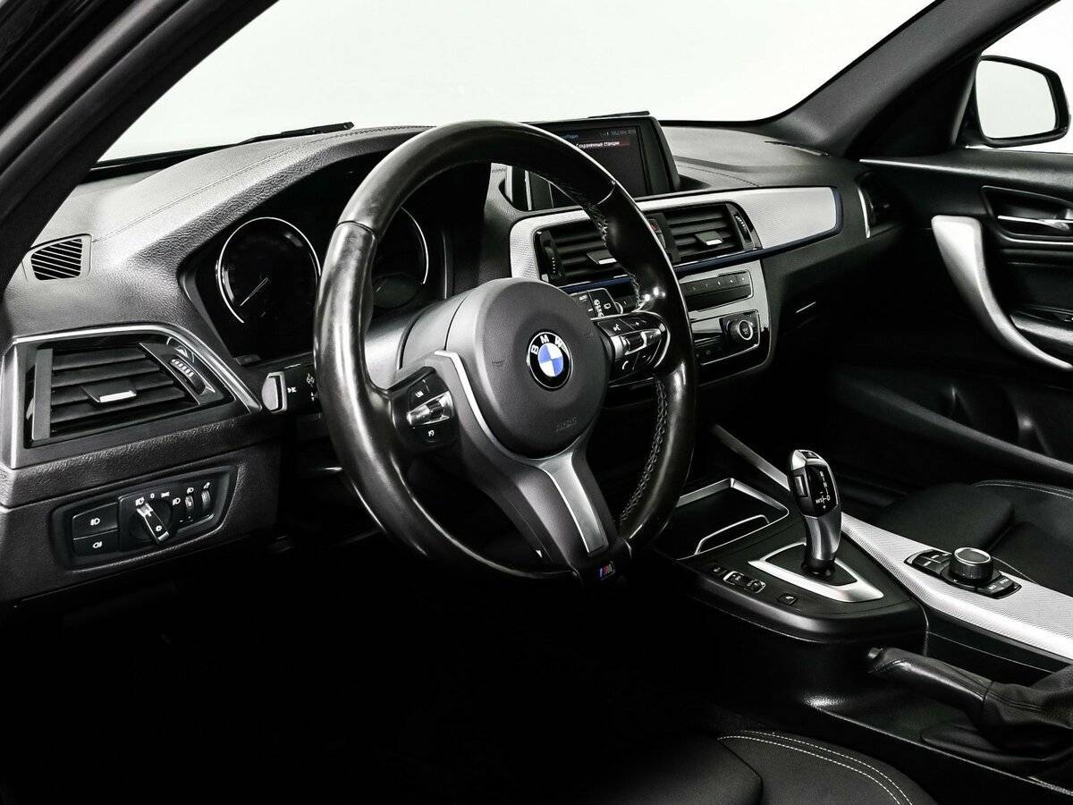 BMW 1 серии 118i, 2018 Фото №14
