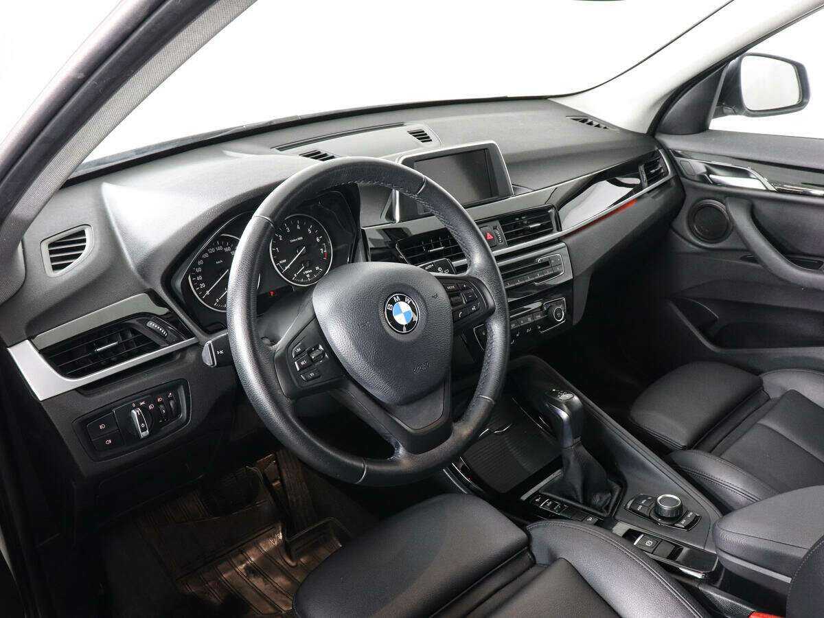 BMW X1 20i xDrive, 2016 Фото №9