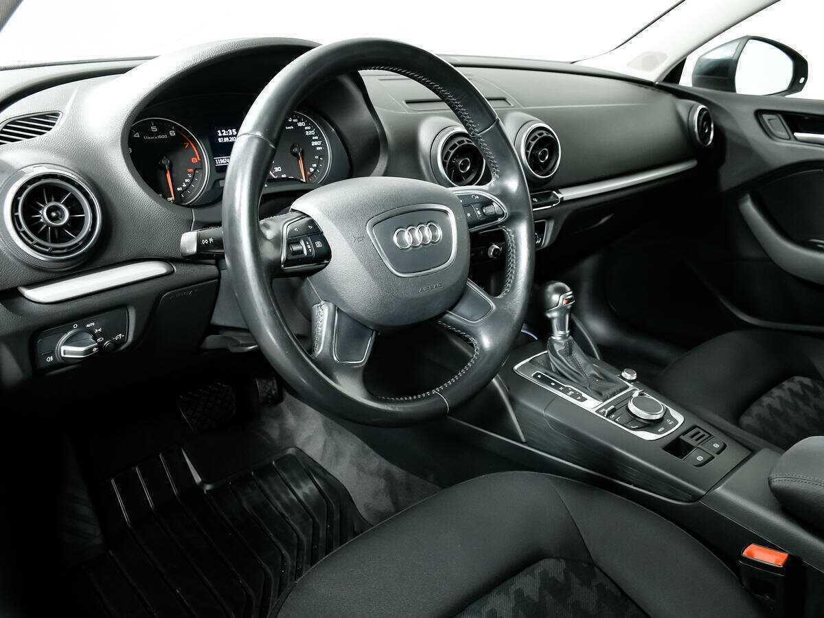 Audi A3, 2016 Фото №13