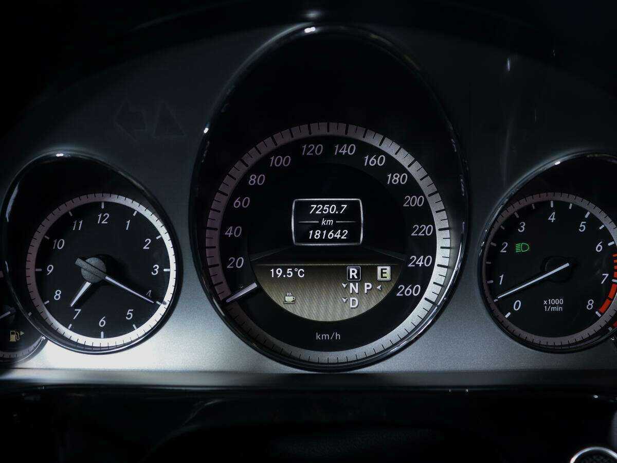 Mercedes-Benz E-Класс 350, 2012 Фото №10