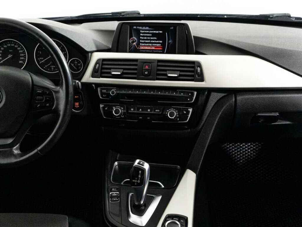 BMW 3 серии 320i, 2016 Фото №14