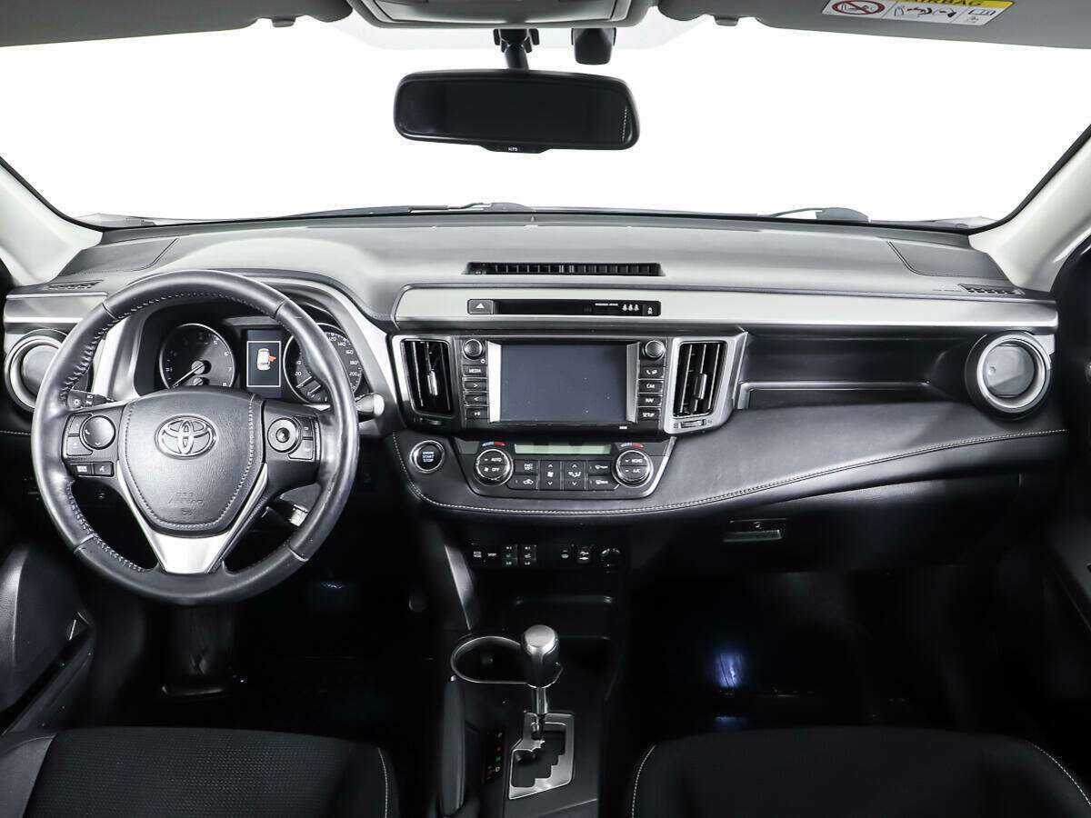 Toyota RAV4, 2018 Фото №11