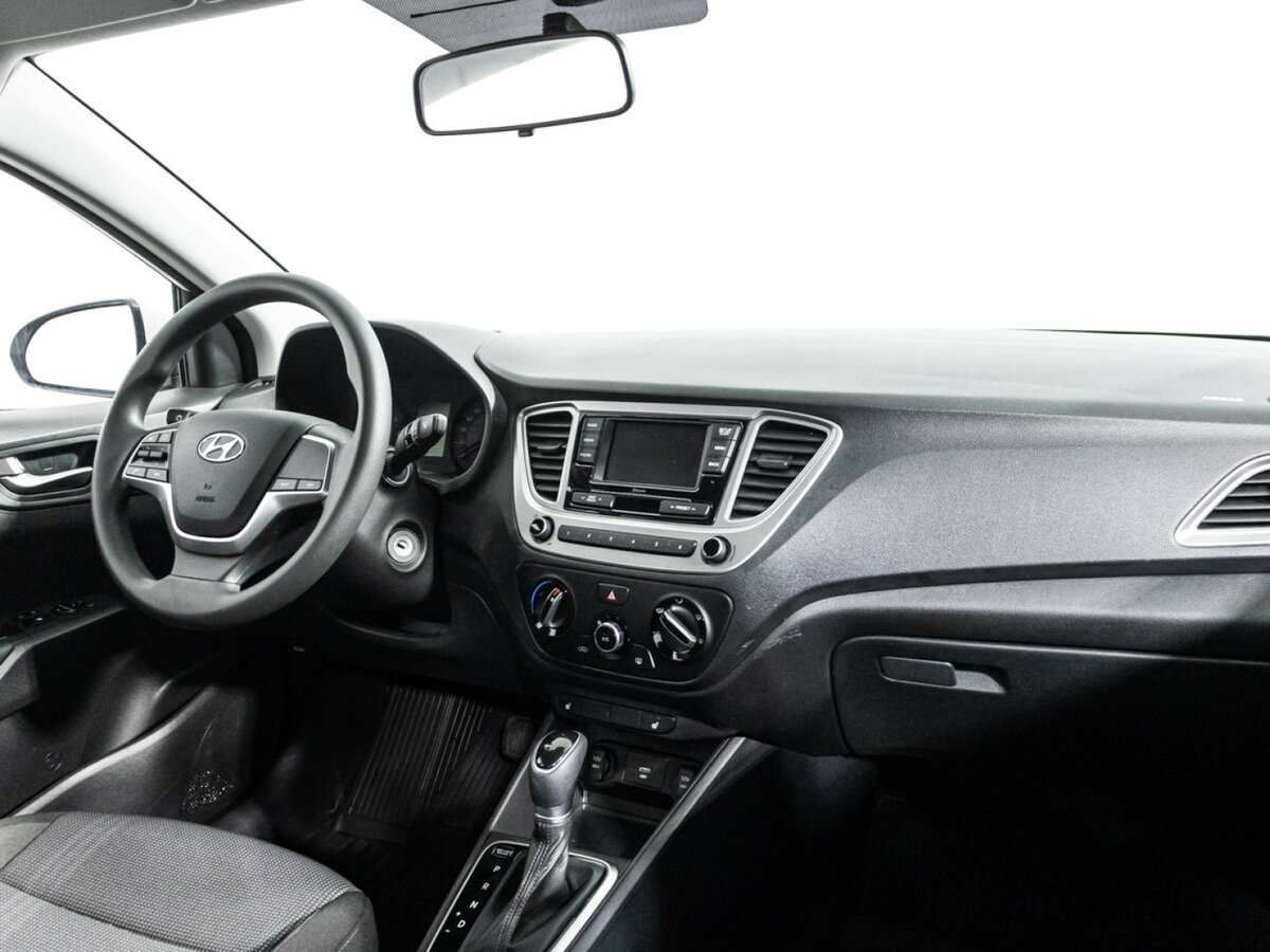 Hyundai Solaris II Рестайлинг, 2022 Фото №7