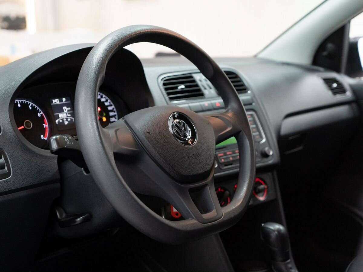 Volkswagen Polo, 2017 Фото №5