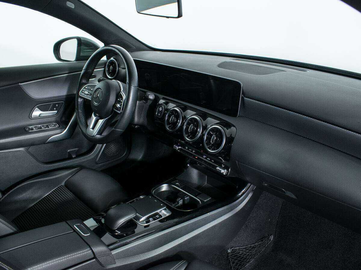 Mercedes-Benz A-Класс 200, 2019 Фото №9