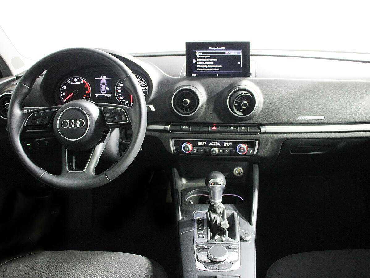 Audi A3, 2019 Фото №11