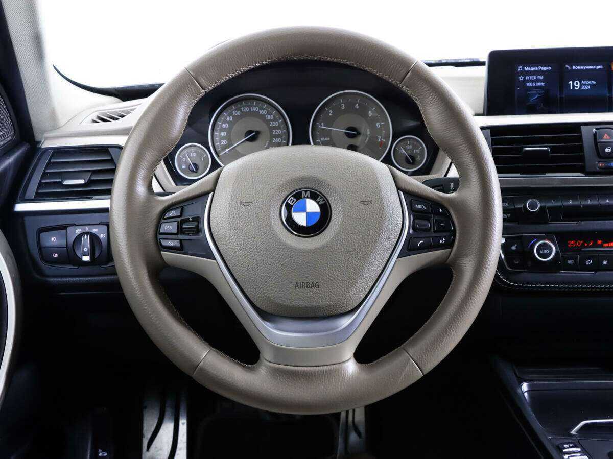 BMW 3 серии 328i, 2012 Фото №12