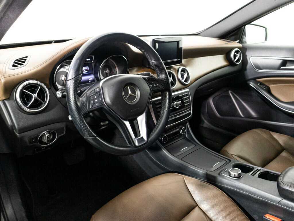 Mercedes-Benz GLA 250, 2014 Фото №11
