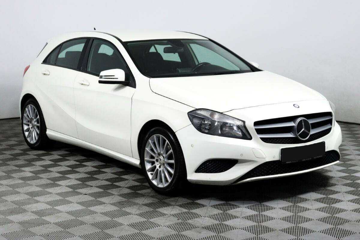 Mercedes-Benz A-Класс 180, 2014 Фото №3