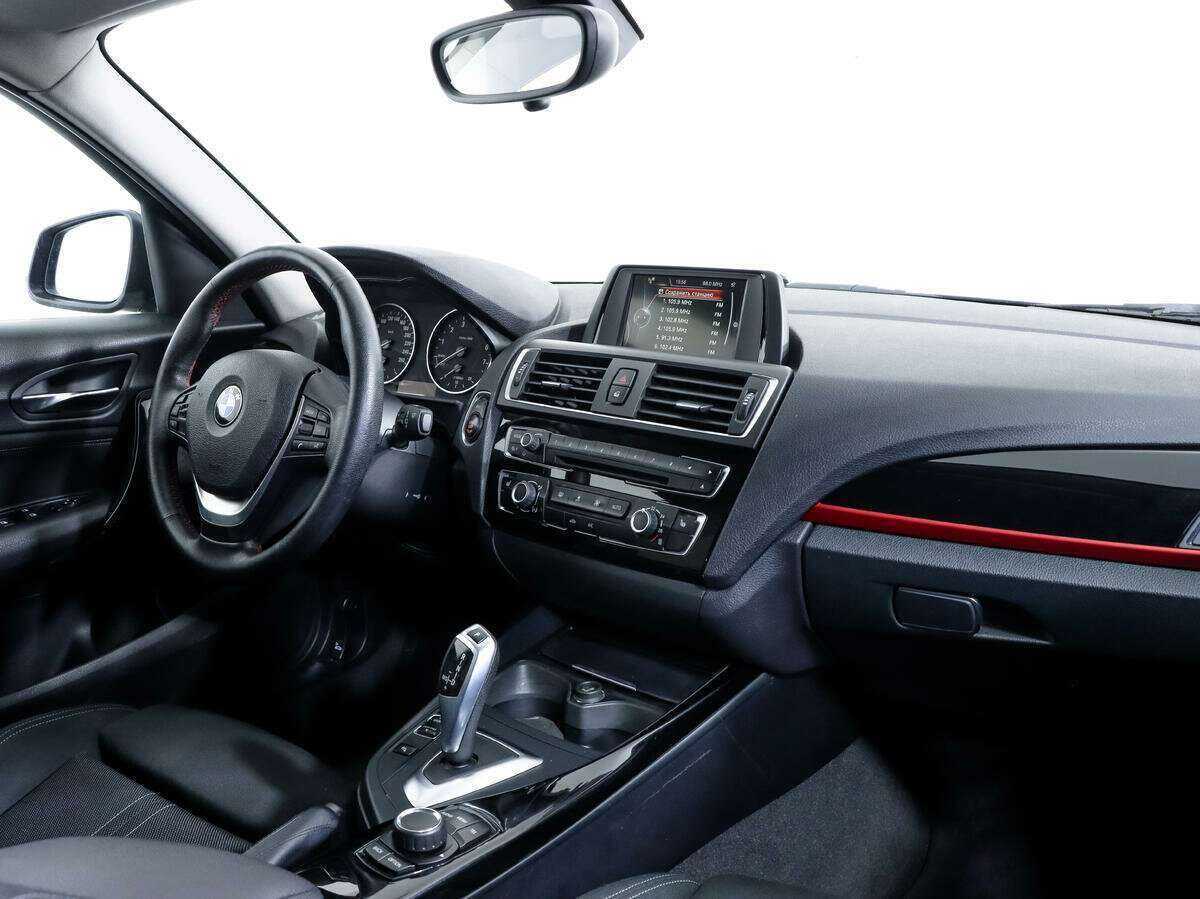 BMW 1 серии 118i, 2016 Фото №9