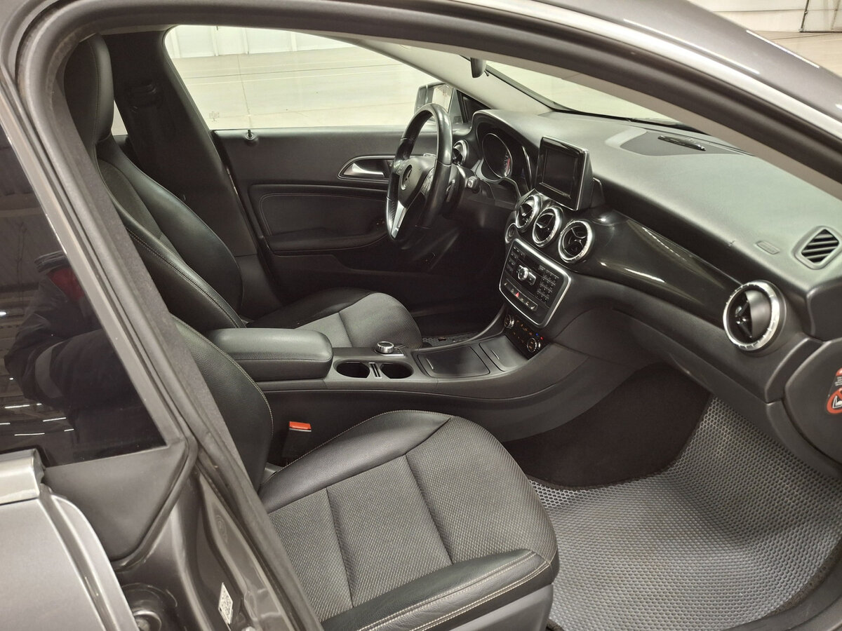 Mercedes-Benz CLA 200 I (C117, X117), 2014 Фото №11