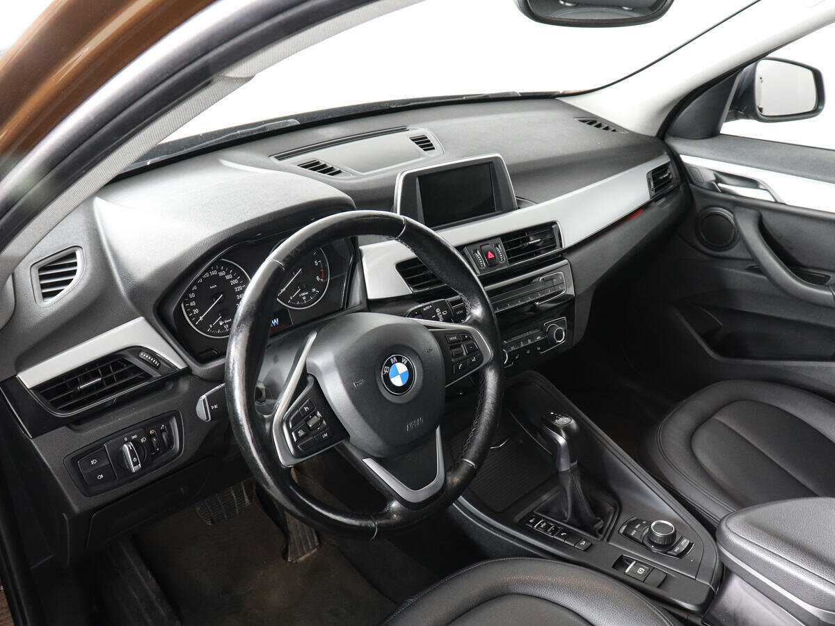 BMW X1 18d xDrive, 2016 Фото №12